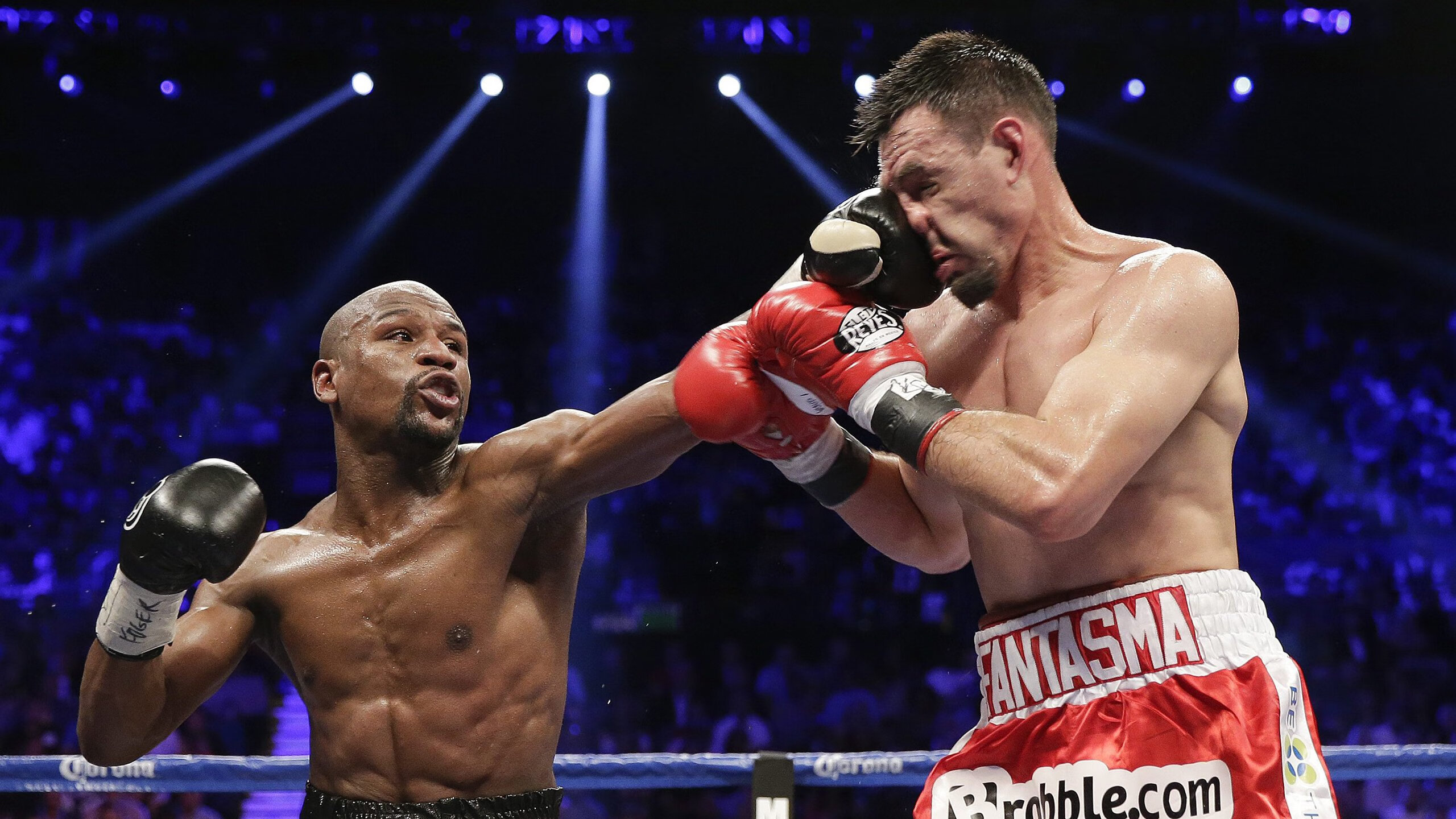 卡马文加导演逆转好戏，比利亚雷亚尔客场爆冷掀翻莱比锡红牛