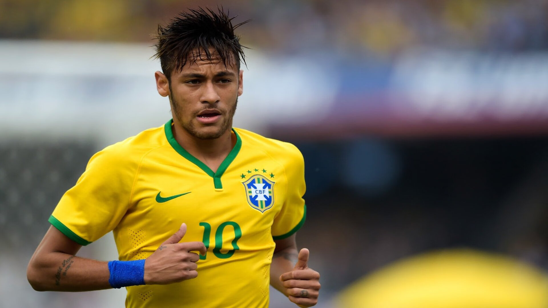 卢卡库一锤定音征服全场，洪都拉斯与秘鲁之战见证无可争议的最佳